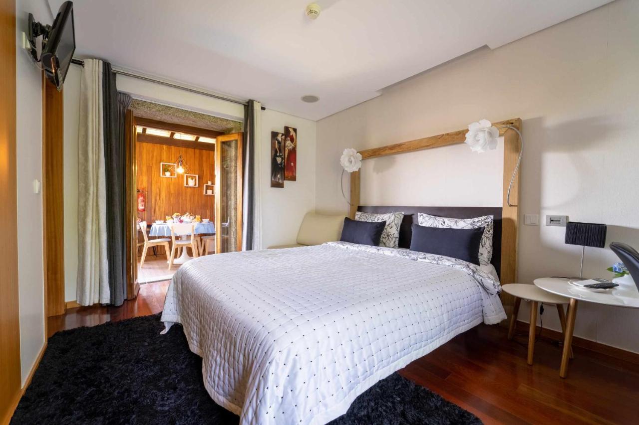 Casas Casal Do Carvalhal - Agroturismo Amares Exterior foto