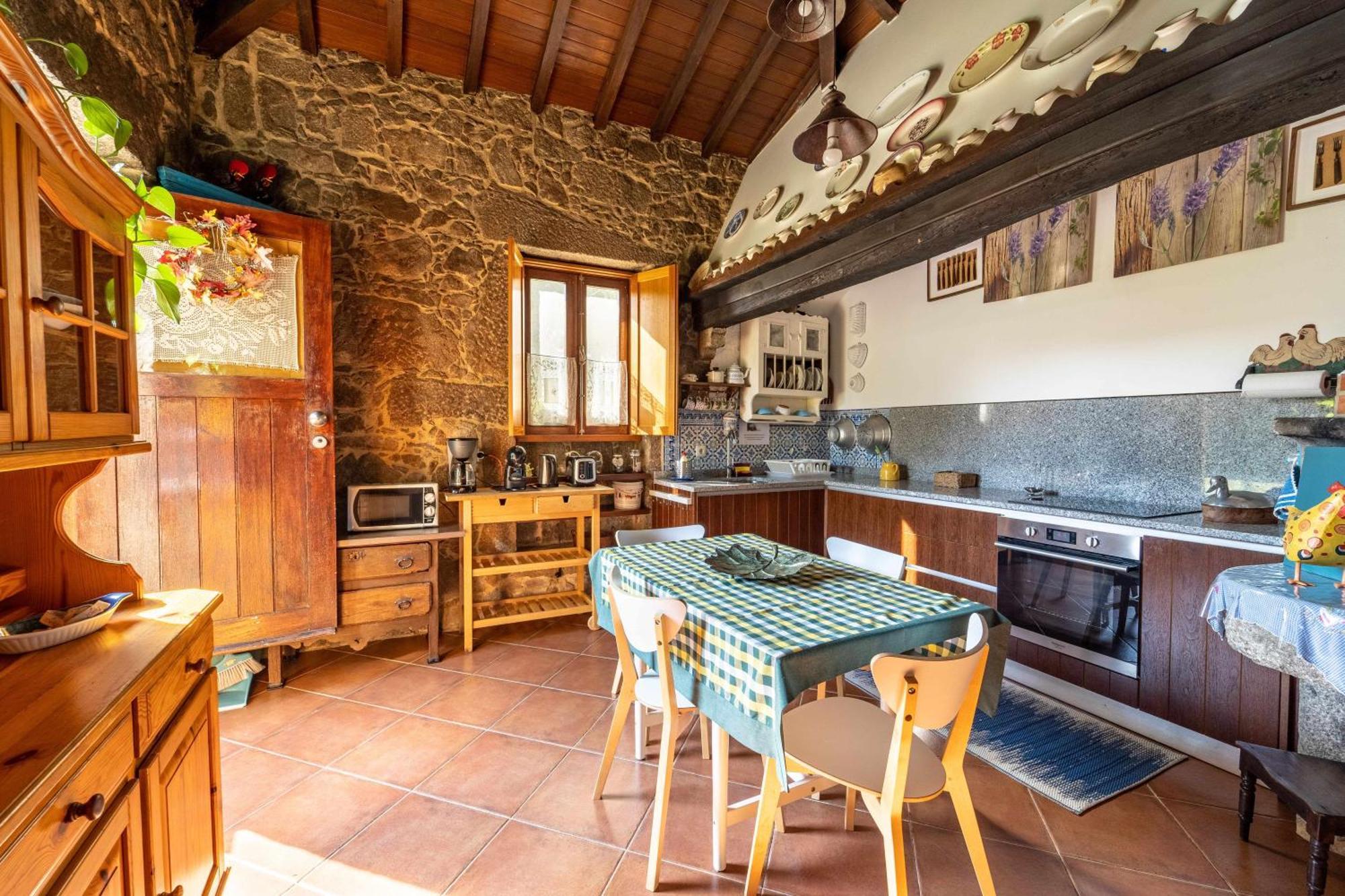 Casas Casal Do Carvalhal - Agroturismo Amares Zimmer foto